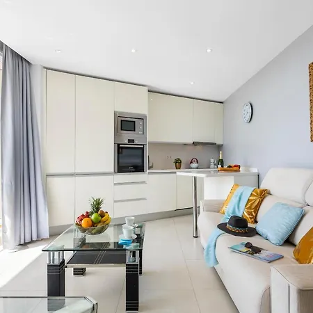 M13D Wonderful Accommodation Las Americas